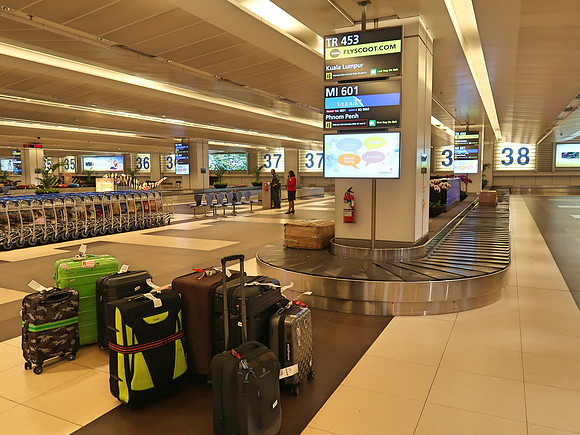 IMG_5740-bags-waiting