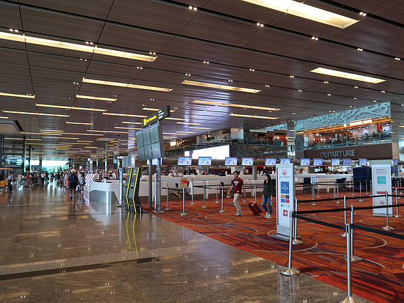 IMG_5945-terminal-1-departures