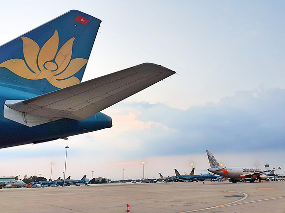 20190430_180052-tail-at-sgn