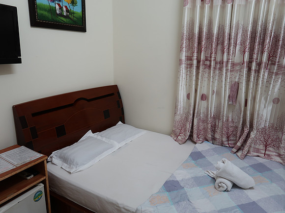 IMG_6331-forget-me-not-bed
