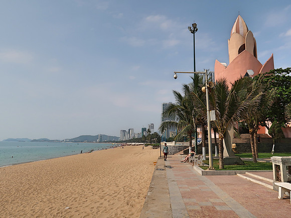 IMG_6376-nha-trang-beach