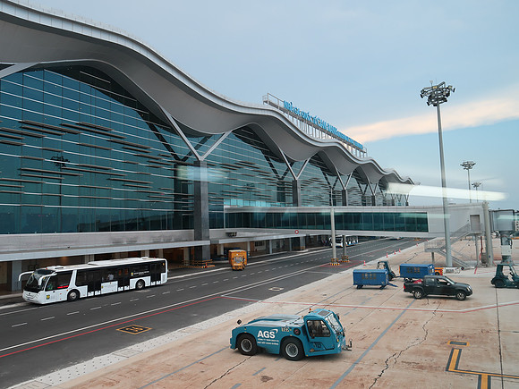 IMG_6424-international-terminal