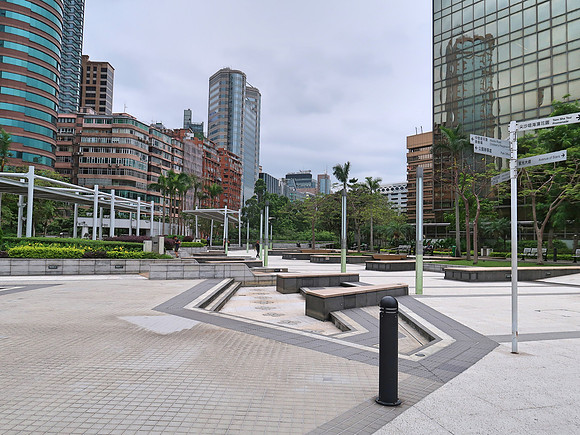 IMG_6476-waterfront-podium-garden