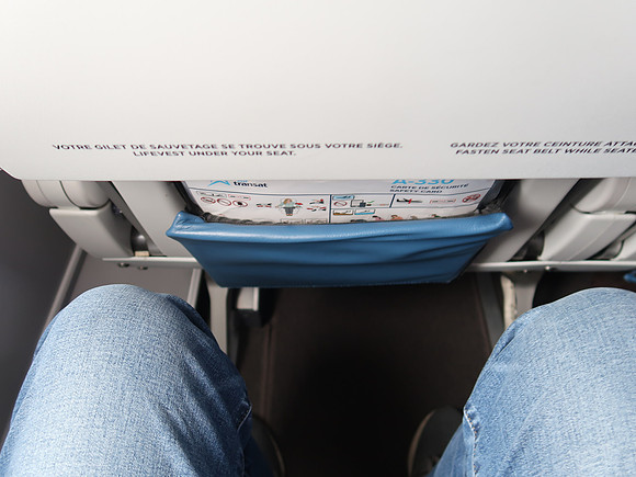 IMG_7067-legroom-yul-yyz