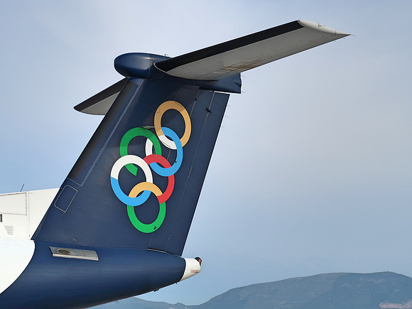 IMG_7643-olympic-air-tail