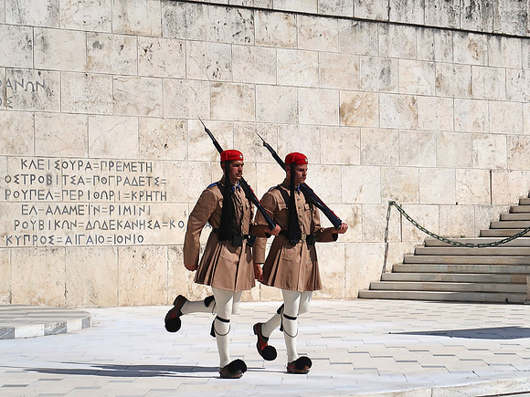 IMG_7810-syntagma-guards