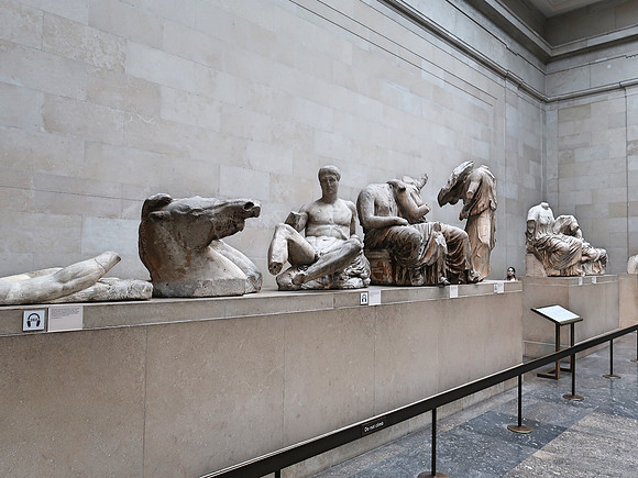 IMG_8211-east-pediment