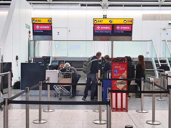 IMG_7139-air-malta-check-in