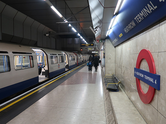 IMG_7136-terminal-4-tube