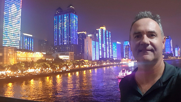 20190521_210629-james-in-guangzhou