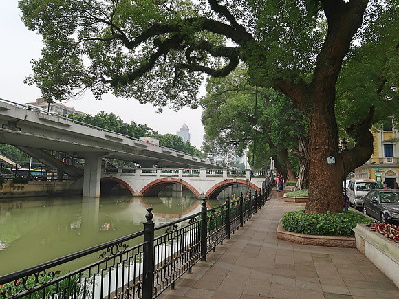 IMG_8589-the-british-bridge