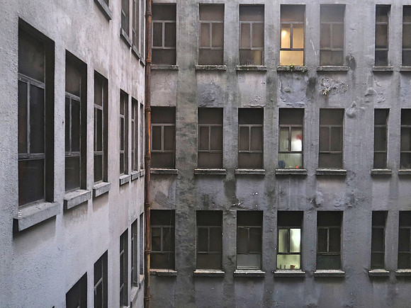 IMG_8650-aiqun-inside-windows