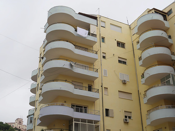 IMG_3680-apartment-balconies