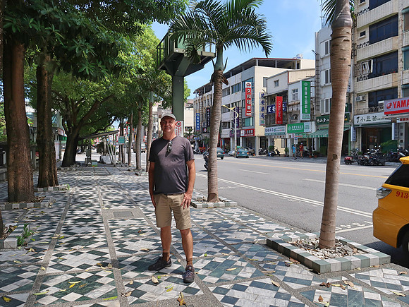 IMG_8848-james-in-hualien