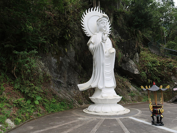 IMG_8966-xiangde-temple-statue