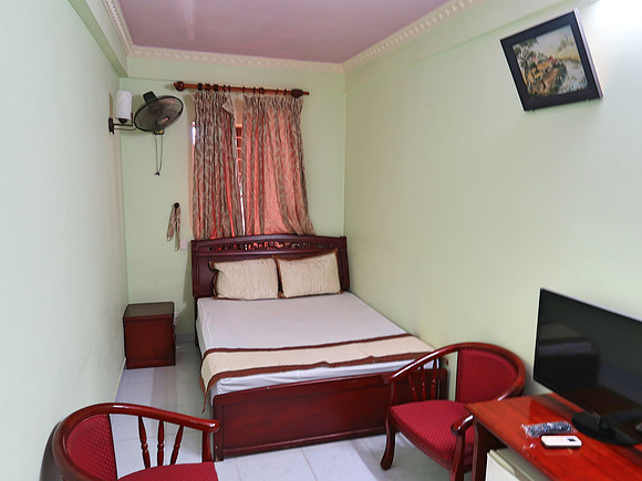 IMG_9125-dong-duong-hotel-room