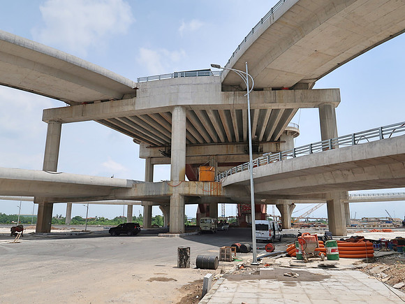 IMG_9323-bridge-ramp-construction