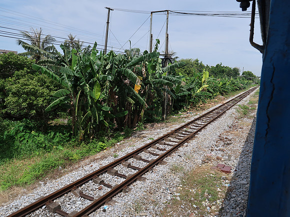 IMG_9461-haiphong-hanoi-passing-loop