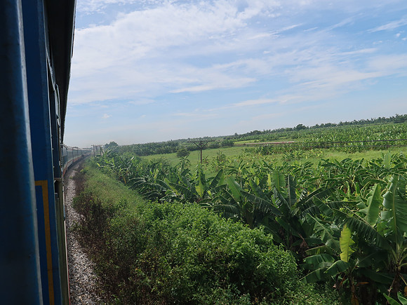 IMG_9468-haiphong-to-hanoi-scenery