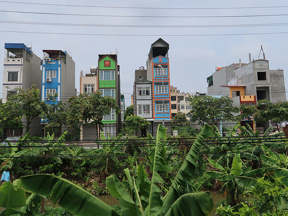 IMG_9503-skinny-houses