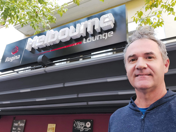 20211030_141416-james-melbourne-lounge