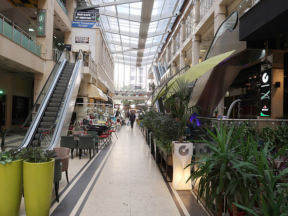 IMG_3370-galeria-lounge-tirane