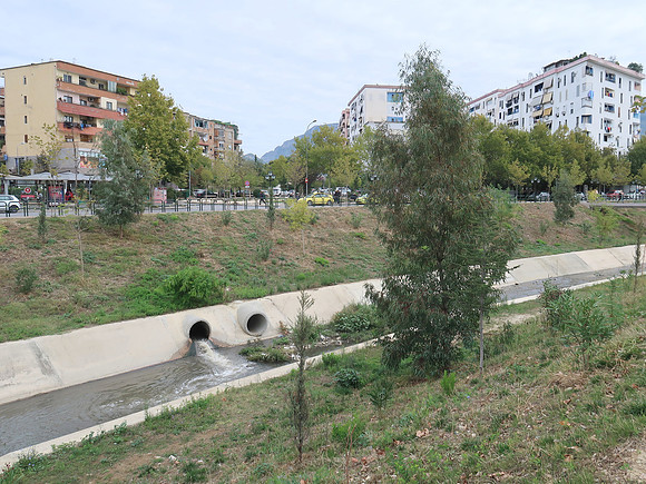 IMG_3458-river-waste-water