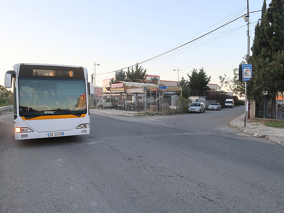 IMG_3846-kashar-bus-stop