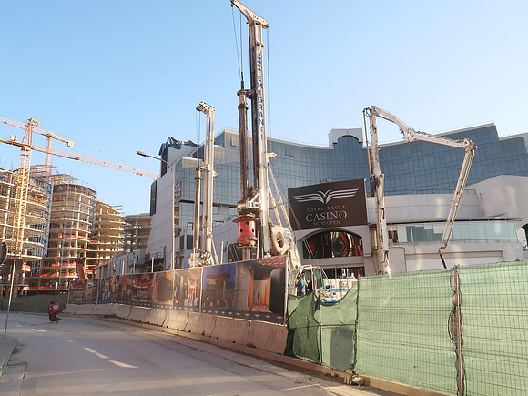 IMG_3914-hyatt-and-casino-construction