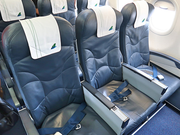 IMG_9772-economy-seats