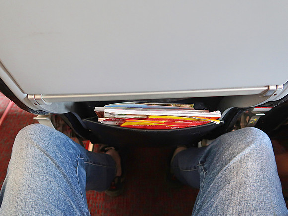 IMG_8790-legroom-sgn-tpe
