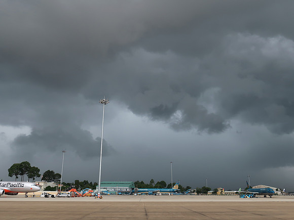 IMG_9092-incoming-rain