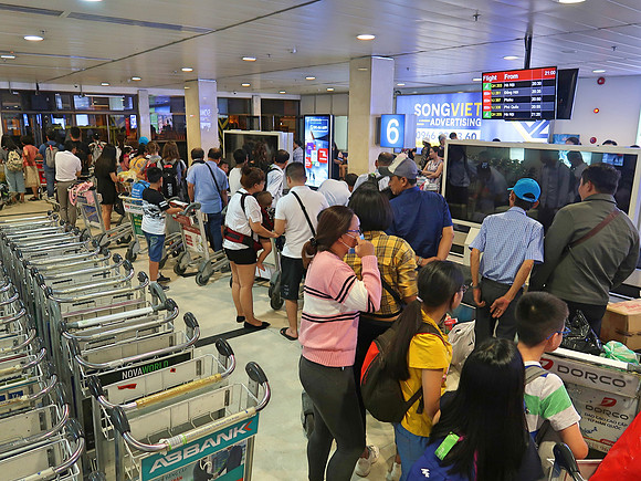 IMG_9795-bamboo-baggage-claim