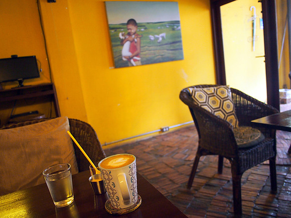 PC089194-cafe-nomad-coffee