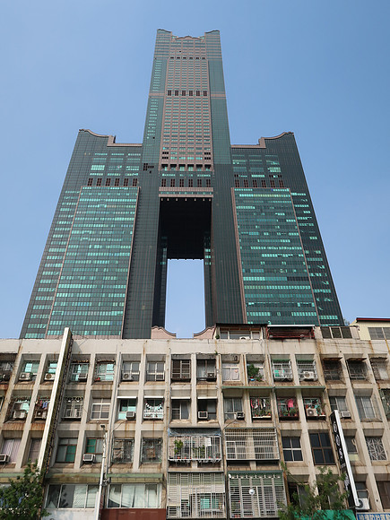 IMG_9997-85-sky-tower-kaohsiung