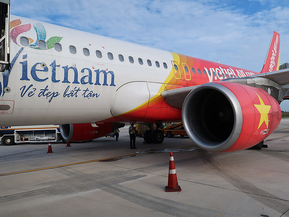 IMG_9893-vietjet-air-sgn-khh