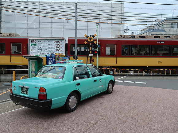 IMG_0533-turquoise-taxi