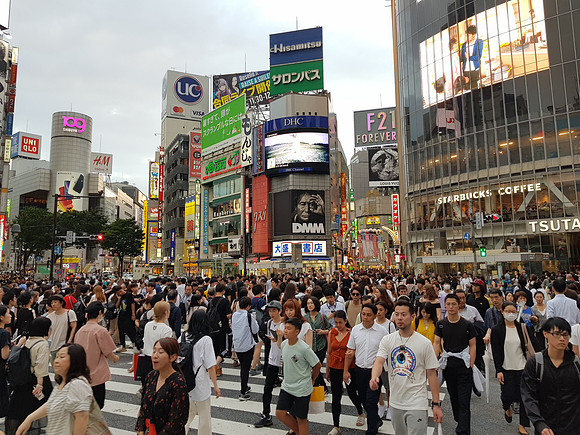 20190723_181313-shibuya-crossing