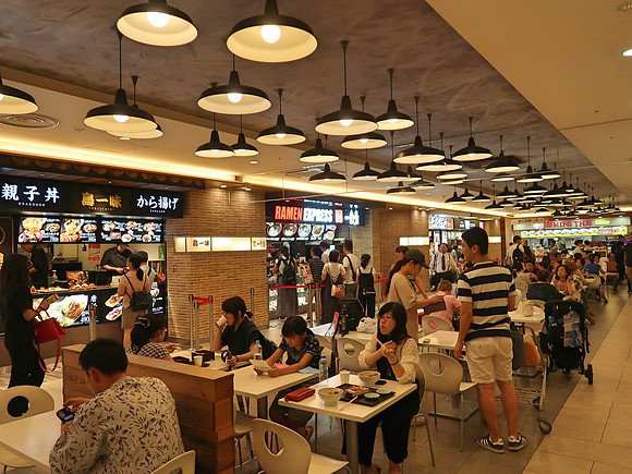 IMG_1008-skytree-food-court