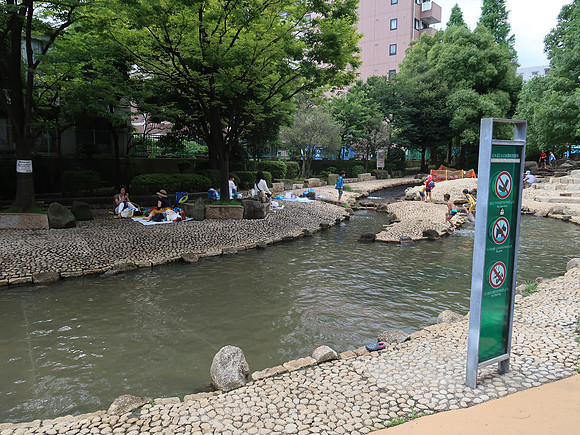 IMG_1019-playing-waterway