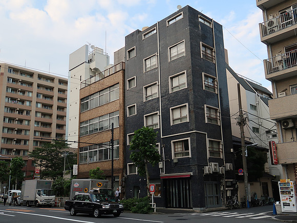IMG_1063-apartment-block