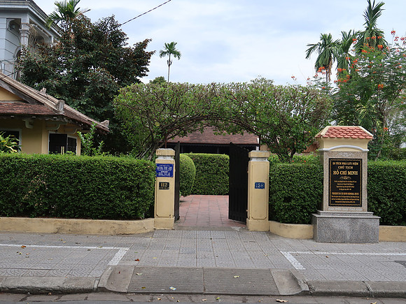IMG_1524-president-ho-chi-mins-memorial-house