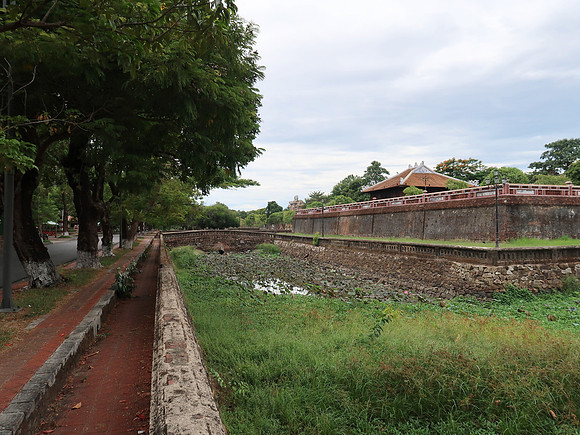 IMG_1535-lotus-moat