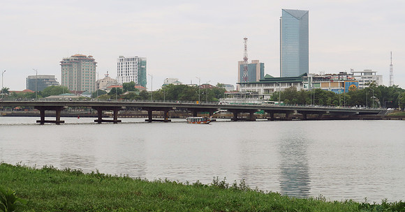 IMG_1545-hue-city