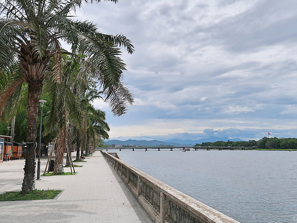 IMG_1573-riverside