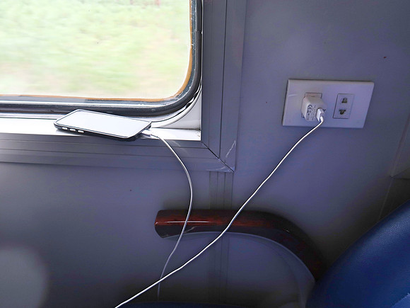 IMG_1726-power-outlet