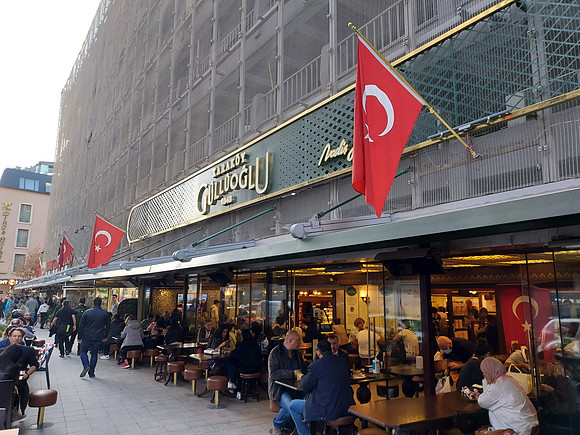 20211104_171928-gulluoglu