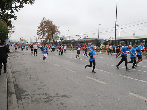 IMG_4408-istanbul-marathon-2021