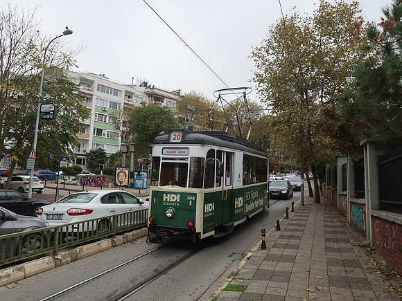 IMG_4460-kadikoy-moda-tram