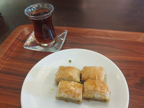 20211105_135854-gulluoglu-baklava